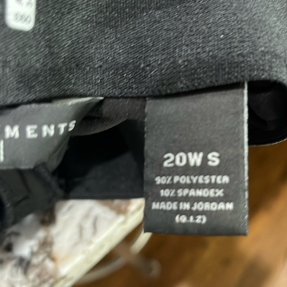 Women's Black Trousers, Investments 5th Ave Fit - Picture 8 of 8